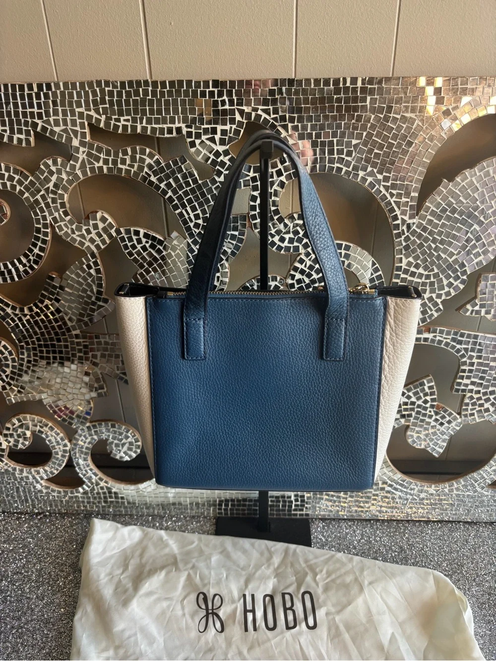 💕Michael Kors Navy, Black and White Pebbled Leather Satchel